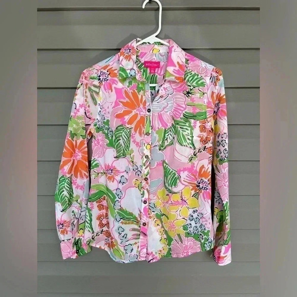 LILLY PULITZER Target Nosey Posey Floral Button Up Blouse Tab Sleeve Size XS - Picture 1 of 4